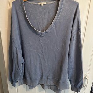 Z supply medium blue vneck square cropped sweater